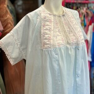 Pristine Vintage Vanity Fair Night Set